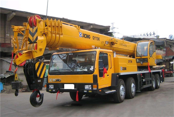 浮山县吊车出租选择重点